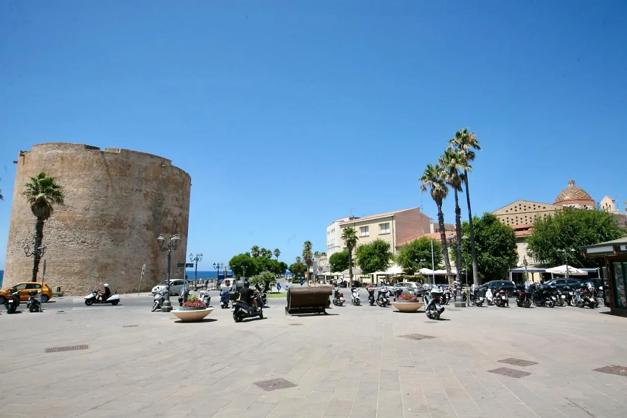 Botel Piper'S Boat Hotel Alghero