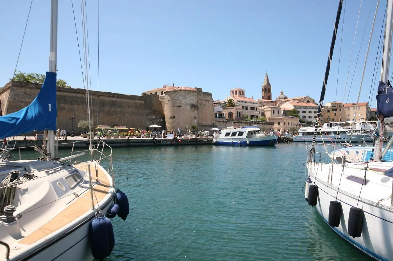 Piper'S Boat Hotel Alghero 0*,  Italië